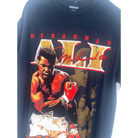 Muhammad Ali 1993 Mens NWOT Tshirt - Picture 2 of 6
